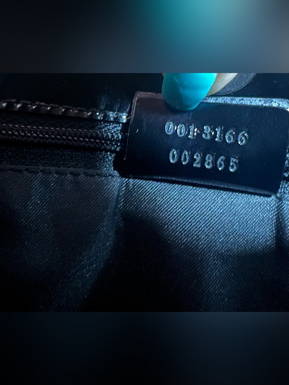 GUCCI BLACK GG CANVAS SHOULDER BAG - Picture 13 of 15